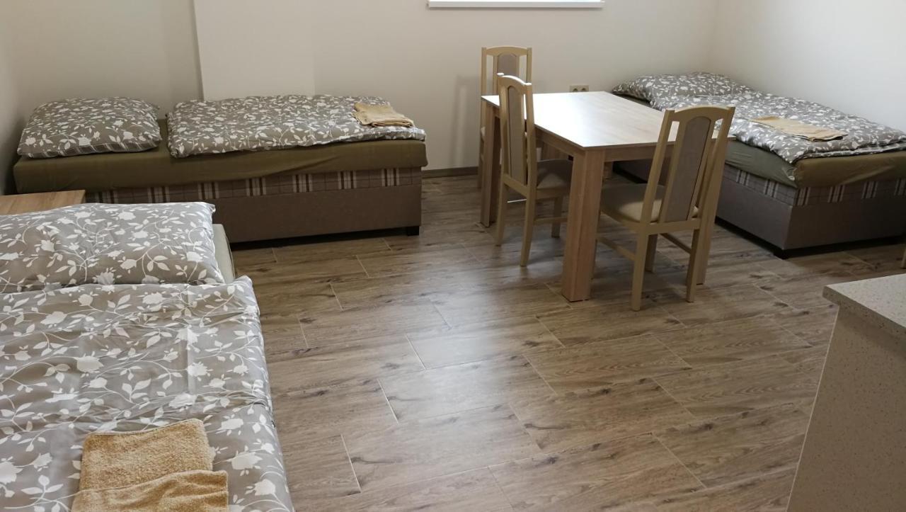 Apartmanove Ubytovanie Vkf Volkovce Buitenkant foto