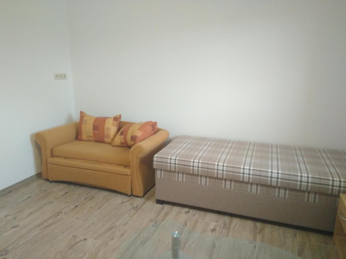 Apartmanove Ubytovanie Vkf Volkovce Buitenkant foto