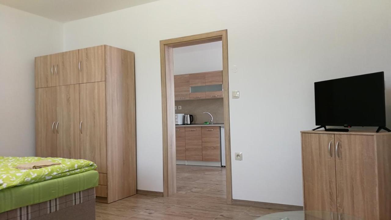 Apartmanove Ubytovanie Vkf Volkovce Buitenkant foto